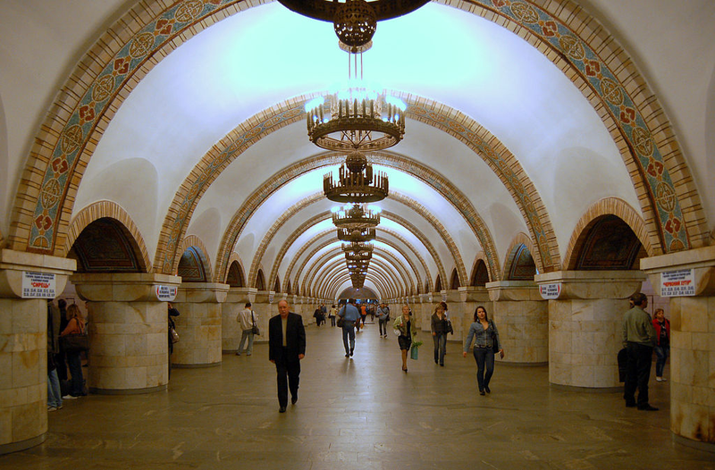 Illustration for article titled Eye-Poppingly Gorgeous Underground Stations from Around The World